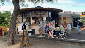 madeira-lidos-tavern-funchal Lidos Tavern. Hier isst man ganz ausgezeichnet Bolo do Caco.