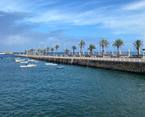 Castro-Urdiales: Seebrücke