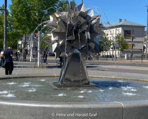 Pusteblumen-Brunnen Pusteblumen-Brunnen