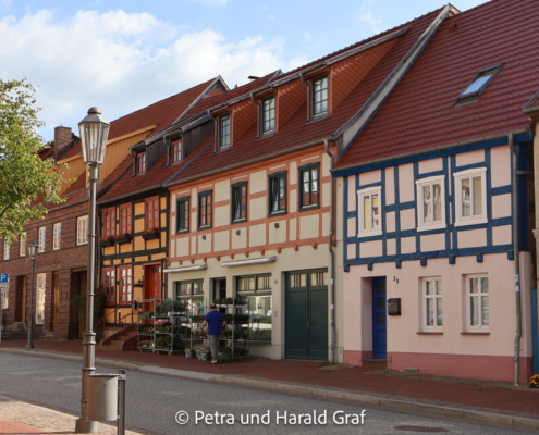 Röbel ist einfach eine bezaubernde Stadt mit allgegenwärtigem Fachwerk.